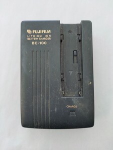 0049 FUJIFILM 富士フィルム バッテリーチャージャー 充電器 コンパクトデジタルカメラ用 BC-100