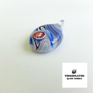 送料無料 TOMOMATSU GLASS WORKS/ガラスペンダント/五穀豊穣の精霊/ココペリ/スプーンタイプ/Ｓ/レッド/ブルー/ホワイト 日本製 ガラス細工