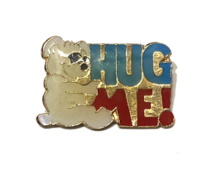 HUG ME！　犬　エナメルピン　ビンテージ　送料無料　ピンバッジ　USA 　LOVE&PEACE 70