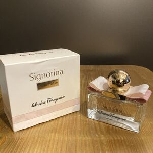 フェラガモ シニョリーナ オーデパルファム EDP 30ml 香水