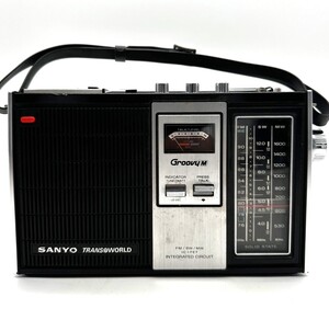 H9767 SANYO サンヨーRP7500 グルービーM 3バンドラジオFM/MW/SW アンティークレトロ ジャンク