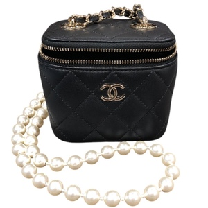 シャネル CHANEL マトラッセミニバニティパールチェーン AP2581 ゴールド金具 ラム/フェイクパール ショルダーバッグ レディース 中古