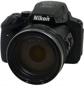 【中古】Nikon製 デジカメ COOLPIX P900 ブラック/1605万画素 本体のみ [管理:1050024925]