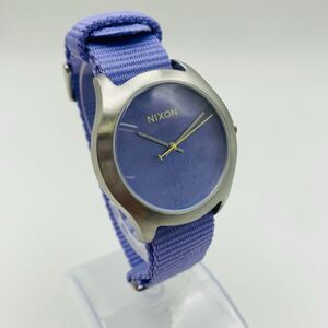 392 ★美品★ NIXON ニクソン 腕時計 時計 3針 パープル 紫 CLEAN THE MOD クオーツ クォーツ TA