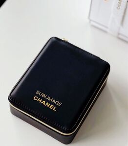 未使用 新品 正規ノベルティー　シャネル2024限定 ポーチ　黒　ノベルティ　CHANEL ノベルティ　コスメポーチ 小物入れケース