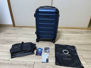 SOLGAARD　Carry-on Closet（機内持込39L）時短スーツケース　ブルー