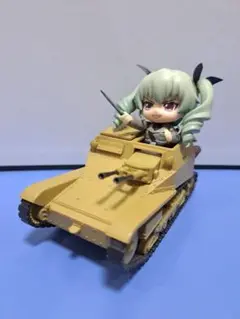 ガールズ＆パンツァー　アンツィオ高校　CV33快速戦車　アンチョビ