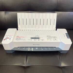 西542 IRIS OHYAMA ラミネーター LTA32E 大型トレー仕様 A4サイズ対応 LAMINATOR 折りたたみトレー式 アイリスオーヤマ 事務用品