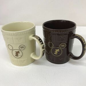 153　中古　ディズニー　マグカップ　チョコレート　マグ　陶器　かわいい　ペアセット　ブラウン　ベージュ　Micky