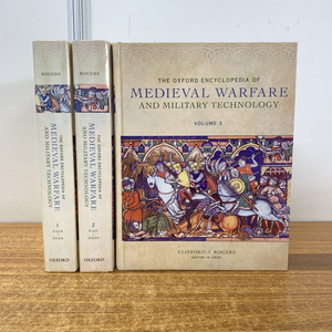 ▲01)【同梱不可】Medieval Warfare and Military Technology 全3巻セット/オックスフォード中世戦争・軍事技術百科事典/ヨーロッパ/A