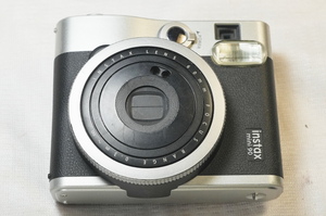 フジ Fuji INSTAX mini 90 ネオクラシック ブラック