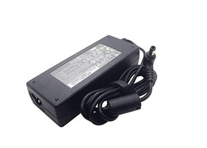 【中古】 Chicony ACアダプター　A10-090P3A 　 Acer Aspire 5610 Aspire 5600 Aspire 5620 Power Adapter