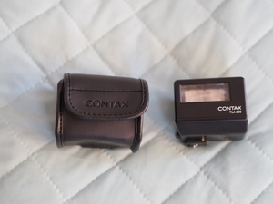 美品：コンタックス(CONTAX) TLA200(コンタックス ストロボ)