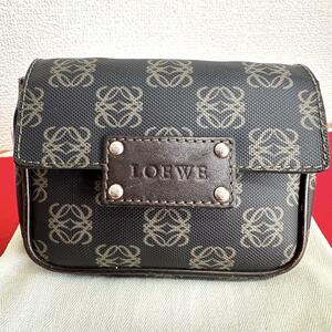 LOEWE ロエベ ミニポーチ アナグラム PVC ブラウン