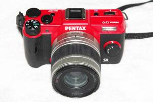 ペンタックス PENTAX Q10 レッド ボディ 02 STANDARD ZOOM 5-15mm F2.8-4.5 シルバー セット モック品 