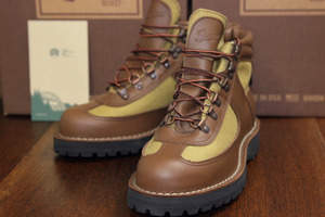 新品未使用 DANNER (ダナー) 30125 FEATHER LIGHT REVIVAL / 8 EE / フェザーライトリバイバル ブーツ / アウトドア トレッキング キャンプ