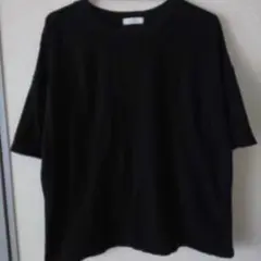 メラーンジュ  黒色刺繍Tシャツ