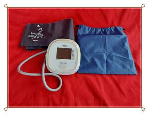 (ポ） NISSEI DS-10a 上腕式デジタル血圧計　保管品　未使用　現状品