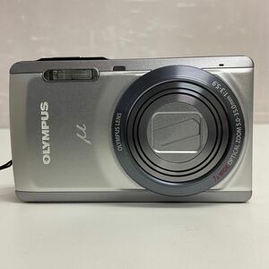 営AB41-60Y OLYMPUS オリンパス μ コンパクトデジタルカメラ μ-7050 14MEGA PIXEL カメラ 充電器あり 通電動作確認済 液晶難あり