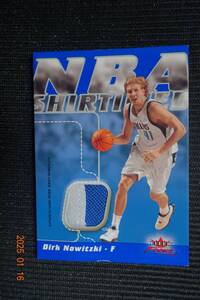 Dirk Nowitzki 2003-04 Fleer Focus NBA Shirtified Patch #28/50