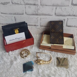 まとめ売り 美品 LOUISVUITTON ルイヴィトン GUCCI グッチ Ferragamo フェラガモ シュガーケース バックル 小物 箱付き ベルト モノグラム