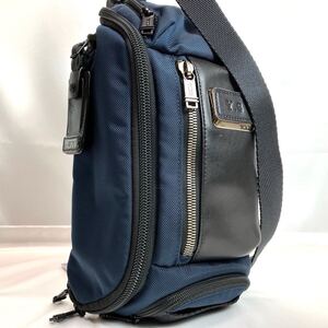 【現行 美品】TUMI トゥミ ボディバッグ スリング ショルダー ALPHA BRAVO バリスティックナイロン レザー 本革 メンズ ビジネス ネイビー 