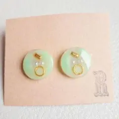 ♥️ハンドメイド♥️ レジンピアス パール グリーン パステル 1点もの