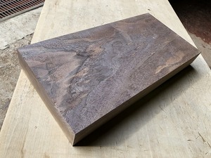 送料無料！【M550K】ウォルナット 453×223×55㎜ 乾燥材 木工 DIY 材木 天然木 無垢材《銘木すずめや》