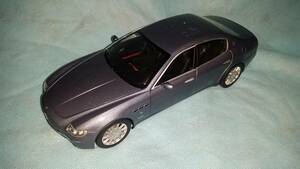 ミニカー：ホットウィール MASERATI QUATTRO PORTE 1/18 マセラティ クワトロ ポルテ SO1F/オクパナ