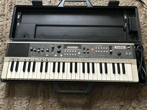 80Ｓ・ビンテージ・美品・CASIO カシオ 電子ピアノ キーボード MT-70 ハードケース付 シンセサイザー Casiotone カシオトーン・ジャンク