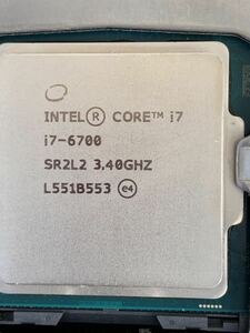 A）CPU Core i7-6700/LGA1151/3.40GHz/SR2L2