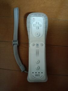 美品　wii リモコンプラス　シロ SIRO ホワイト　動作確認済