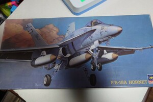 ハセガワ 1/72 F/A16Aホーネット