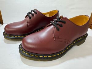 【57475.0108Y】中古　☆　Dr.Martens　チェリーレッド　3ホール　UK4　23㎝　ドクターマーチン　ローカットブーツ　まーちん　