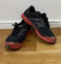 イノヴェイト　inov-8 TRAIL ROC270  26.5センチ