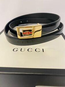 試着　定価6万　GUCCI　グッチ　スリムベルト　598106 DT9AG　レディース　箱