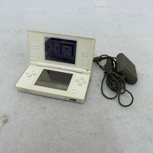 Z410-K44-6026◎ Nintendo ニンテンドー DS Lite 本体 USG-001 クリスタルホワイト/ACアダプター付き USG-002 任天堂 通電OK ⑩