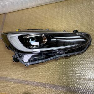 ★新品　未使用　TOYOTA 純正　アクア MXPK11 純正 右 ヘッドライト LED 【 KOITO 52-336 】 Y2★