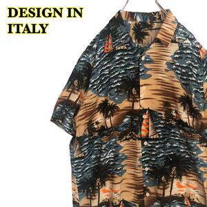 DESIGN IN ITALY アロハシャツ　半袖シャツ　オープンカラー　総柄　ヤシの木　ヨット　メンズ　Lサイズ　【AY0645】