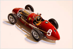 EXOTO 1:18 GPC97191 Ferrari 500 F2 #8, 1953 ほぼ新品　(管理番号：R0017）