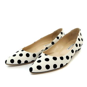 マノロブラニク MANOLO BLAHNIK BBFLAT サテン ドット フラットシューズ パンプス ポインテッドトゥ ローヒール 37.5 24.5cm 白 黒