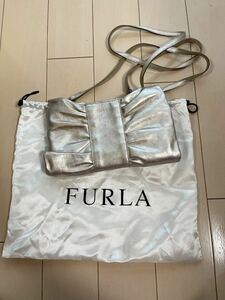 FURLA リボンフリル クラッチバッグ パーティバッグ ショルダーバッグ フルラ　シルバー