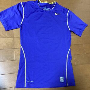 NIKEPRO COMBAT 半袖シャツ L 紫 黄色 DRI-FIT コンプレッション s/s ショートスリーブ インナー LG Tシャツ 丸首 クルー アンダー