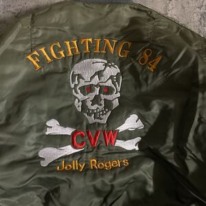 ALPHA INDUSTRIES アルファインダストリーズ ヴィンテージ 第84戦闘飛行隊 ジョリー・ロジャース 再現モデル MA-1 フライトジャケット