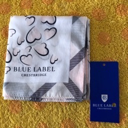 BURBERRY BLUE LABEL　ブルーレーベル　ハンカチ　ハート柄