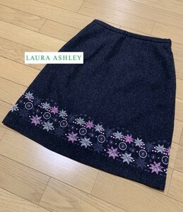 LAURA ASHLEY 【ローラアシュレイ】 ダークグレー 刺繍模様 スカート 7号