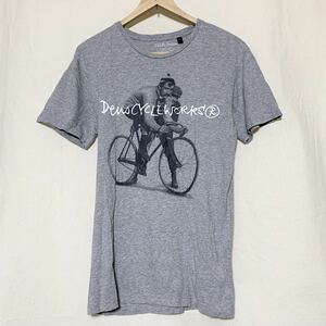 DeusExMachina(AUS)ビンテージグラフィックTシャツ