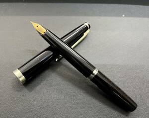 #320【18K750刻印】Pilot elite 万年筆