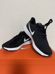 【未使用品】NIKE ナイキ ランニングシューズ 黒 レボリューション 6 BQ6714-003 25.5cm