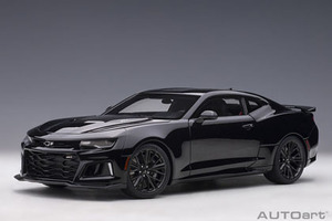 AUTO art 71207 1/18 シボレー カマロ ZL1 2017 （ブラック）